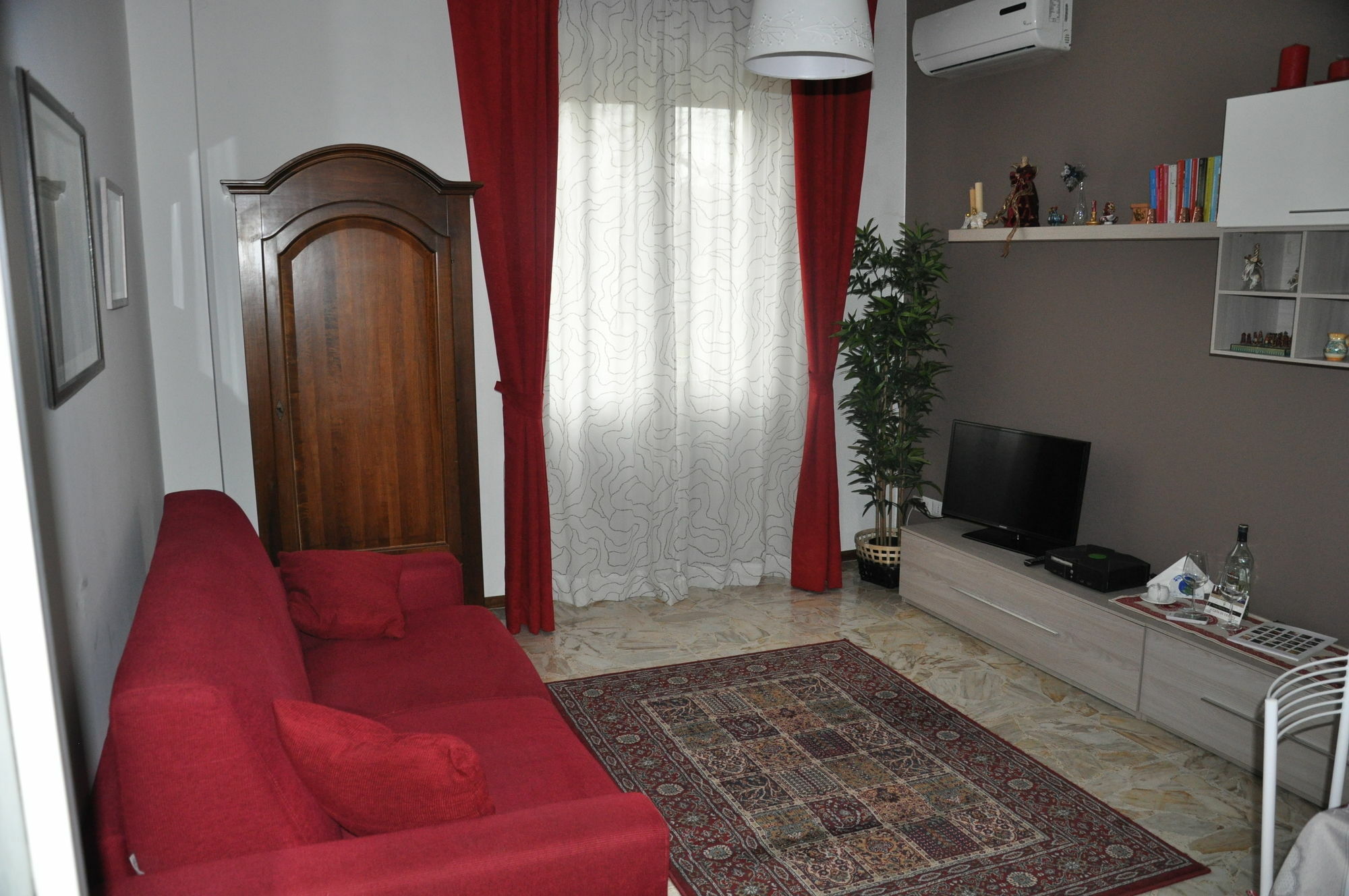 Apartamento A Casa Di Franci Parma Exterior foto